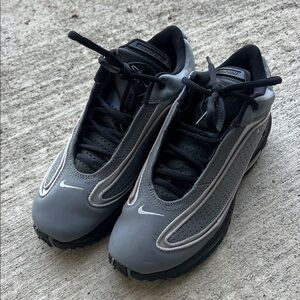 RARE LIKE NEW Nike Air Griffey G6 Max Air 2‎ Cool Grey 2010 Sneakers, Sz 4.5Y